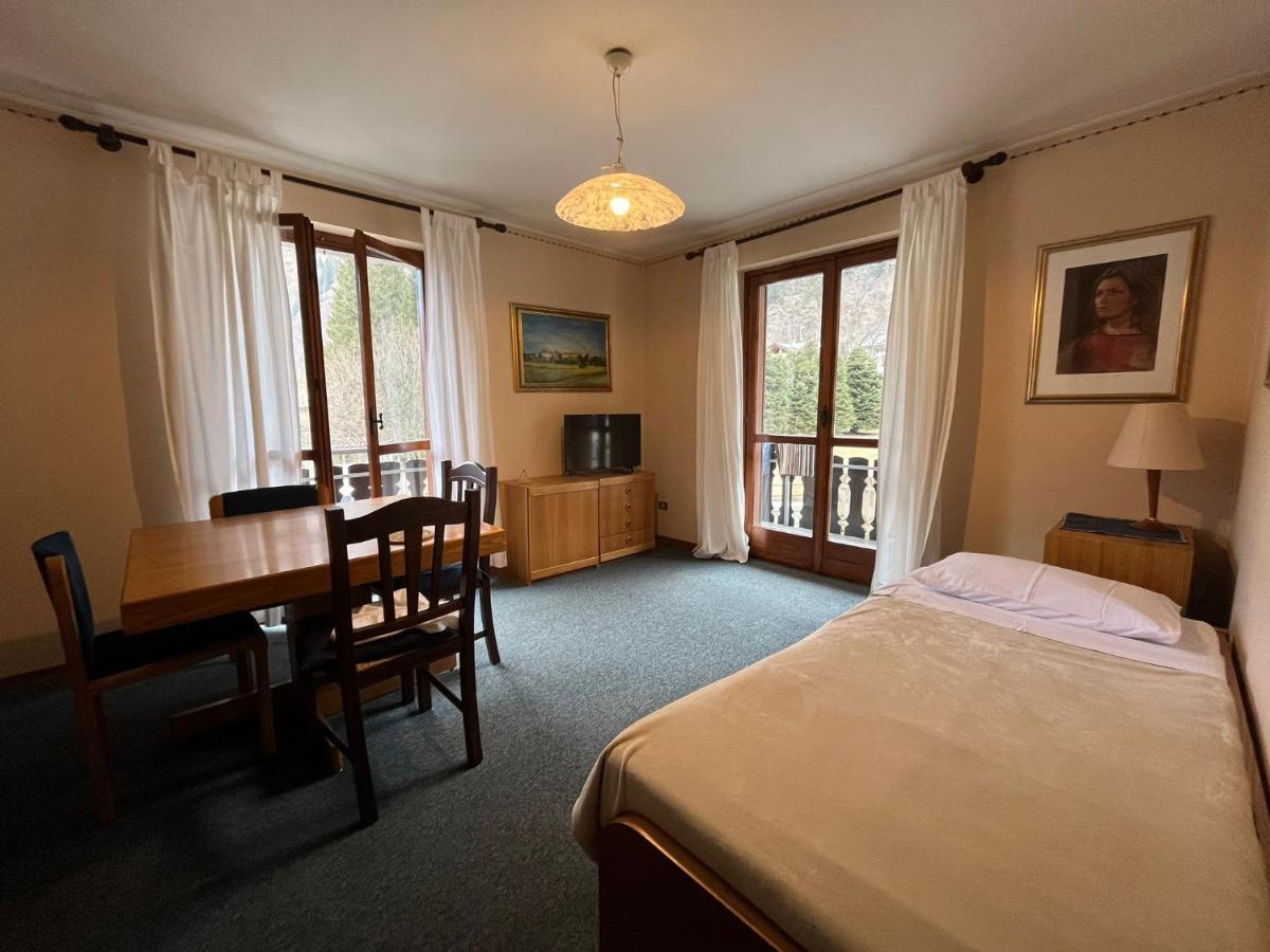 San Luigi - Rooms & Apartments Campodolcino Kültér fotó